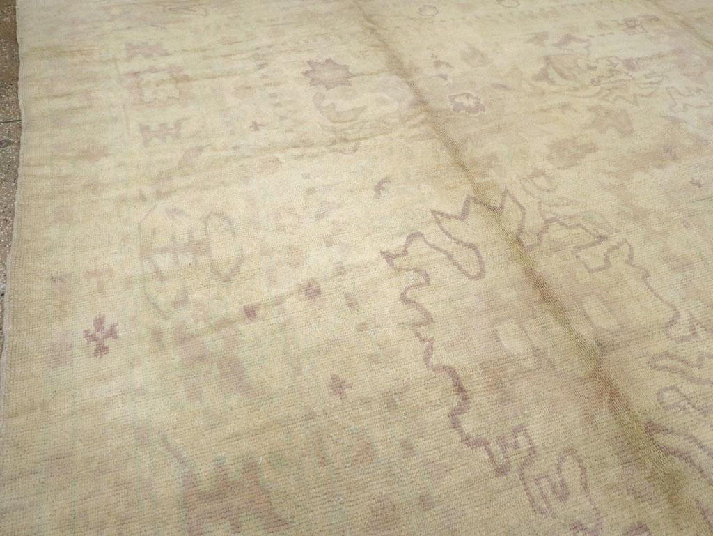 Galerie Shabab Collection Early 20th Century Turkish Oushak Room Size Carpet - 3