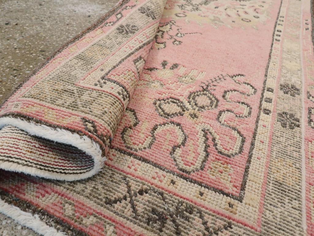 Galerie Shabab Collection Mid-20th Century Turkish Oushak Throw Rug - 6