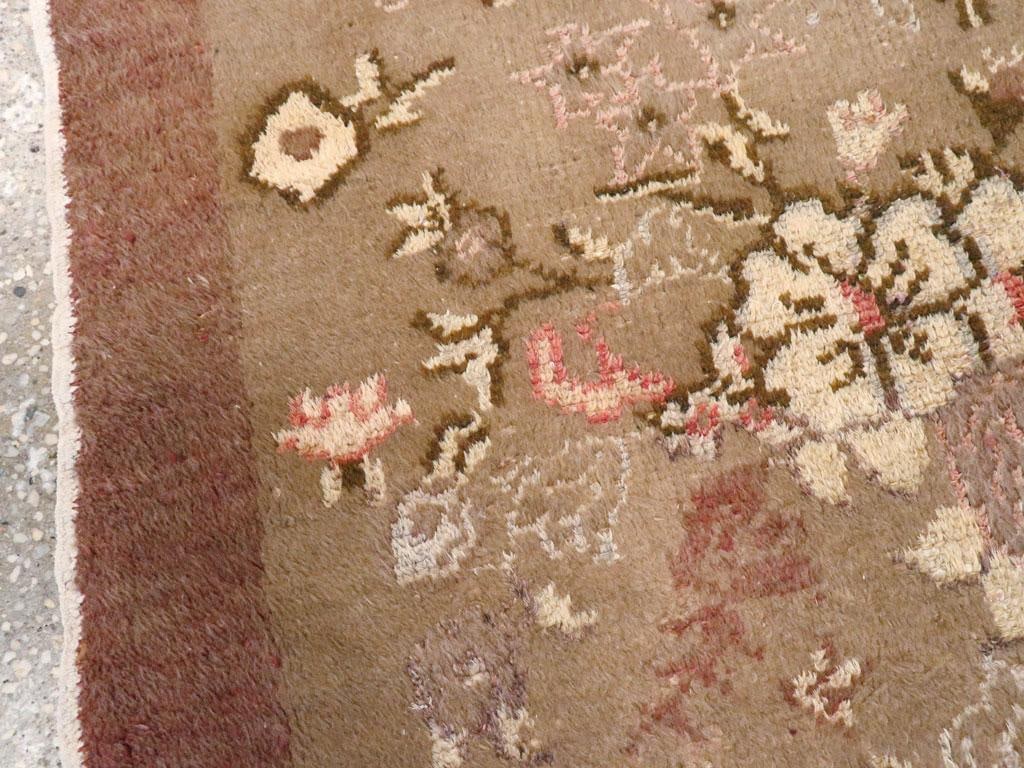 Galerie Shabab Collection Mid-20th Century Turkish Anatolian Throw Rug - 3