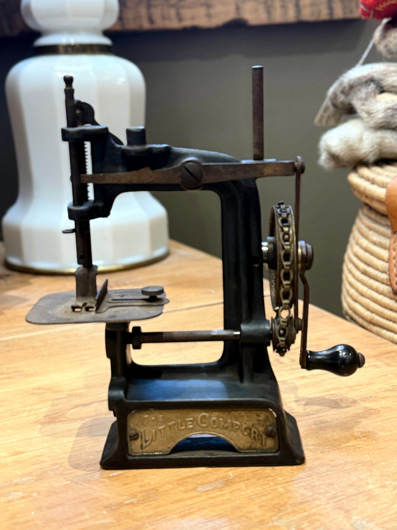 Smith & Egge "Little Comfort" Cast Iron Chain Drive Sewing Machine c.1896 - 3