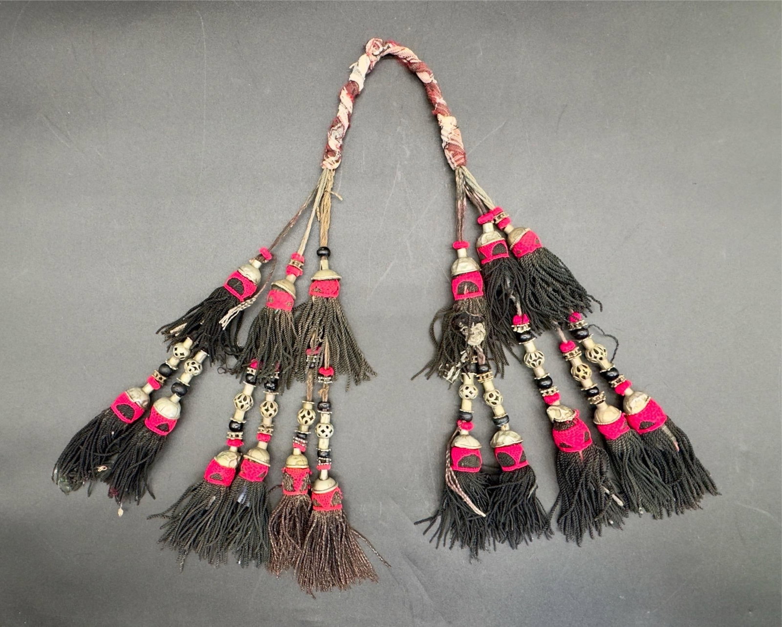 Antique Uzbek "Sequsha" Tassel, 19th C Uzbekistan - 2