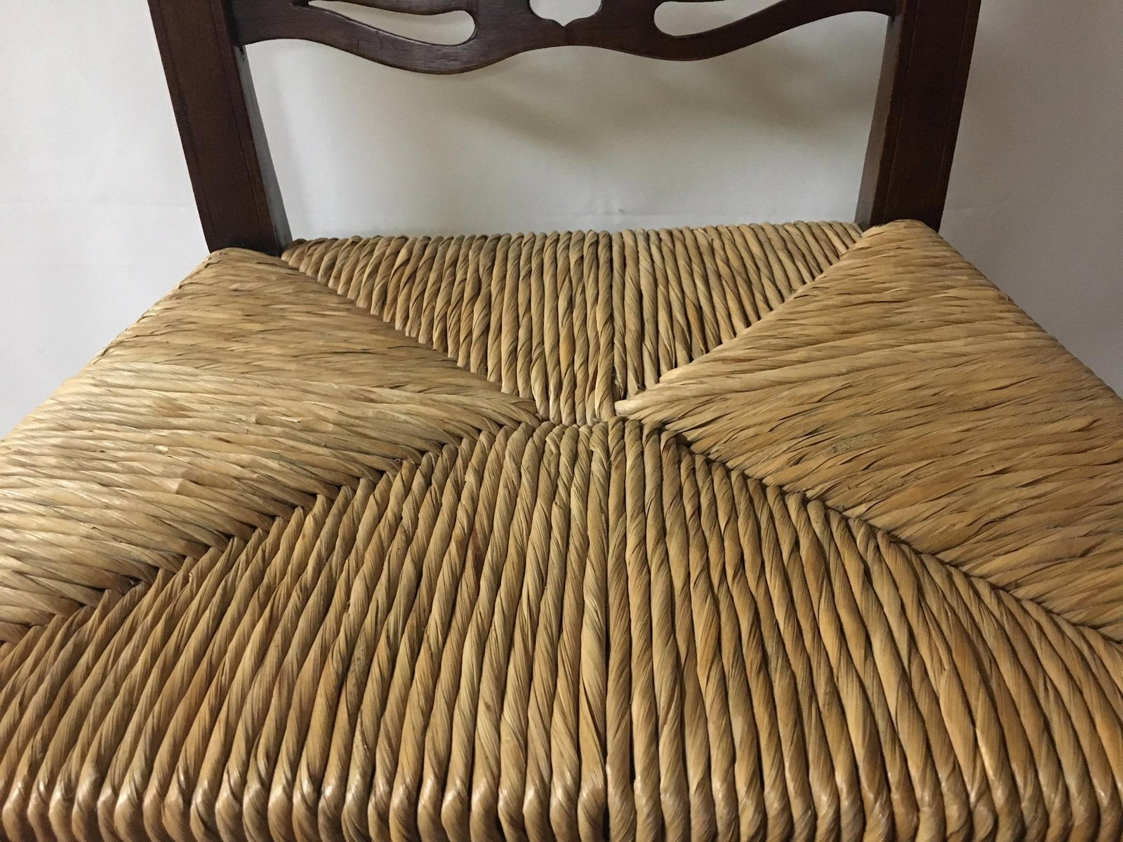 American Country Mahogany Chippendale Ribbon-Backed Chairs Set of Six C1820s - 5