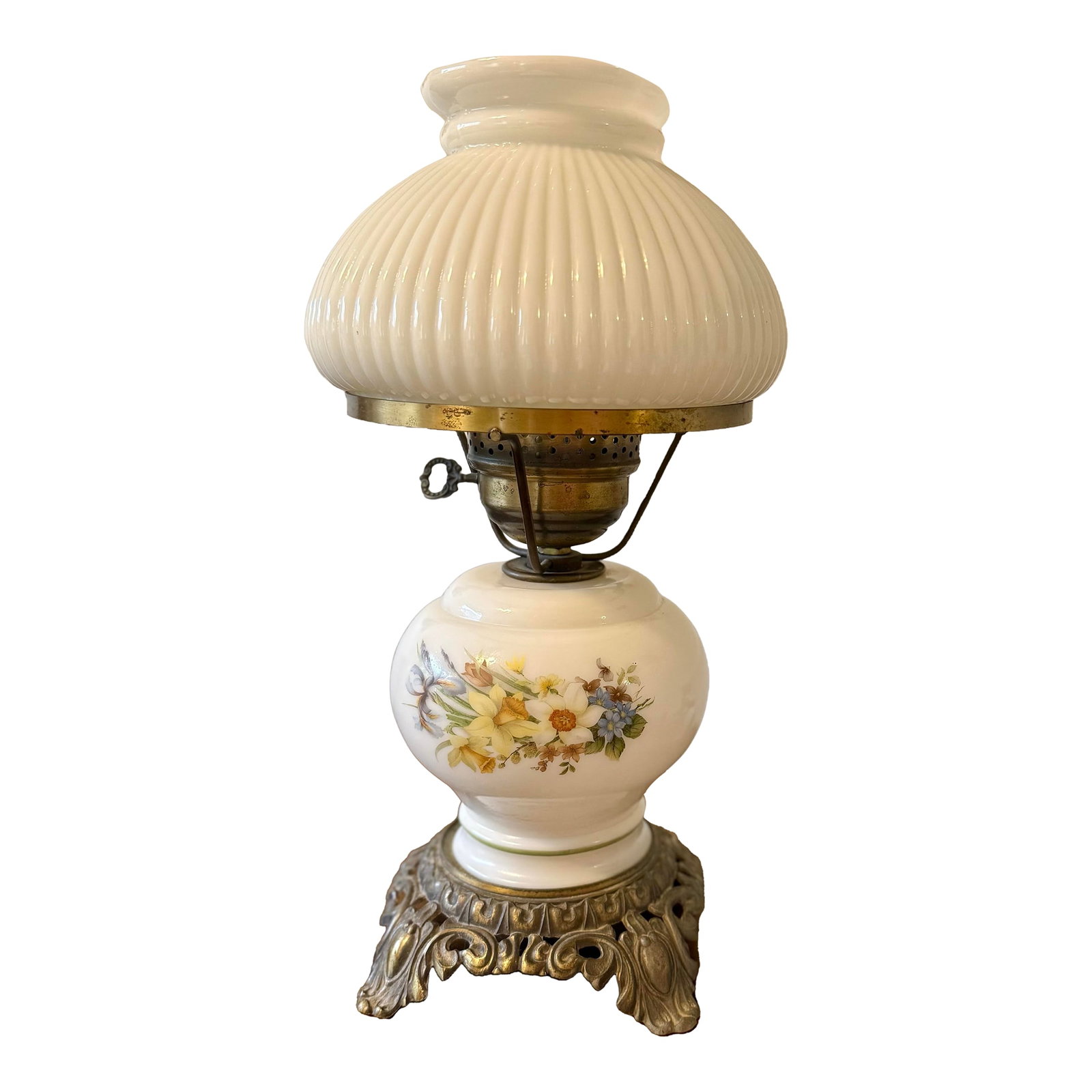 Vintage Victorian GWTW Hurricane Table Lamp (1 of 12)