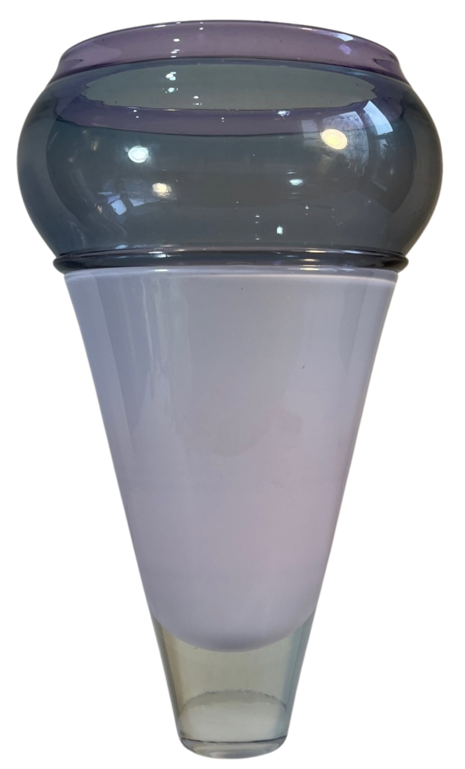 Art Glass Lavender Gray Cone Shaped Vase Brand & Greenberg 1986 - 14