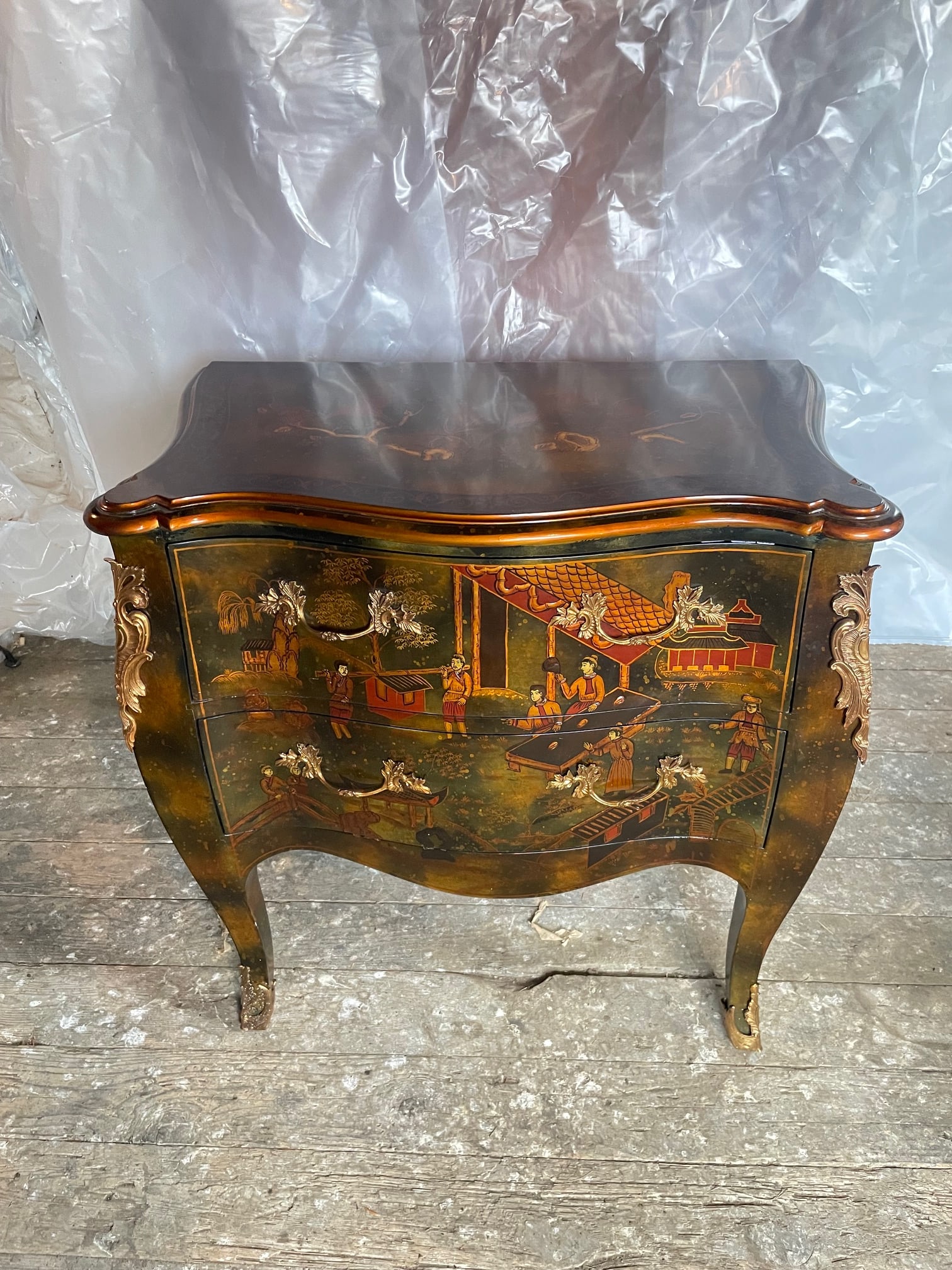 Chinoserie Bombe Chest - 3