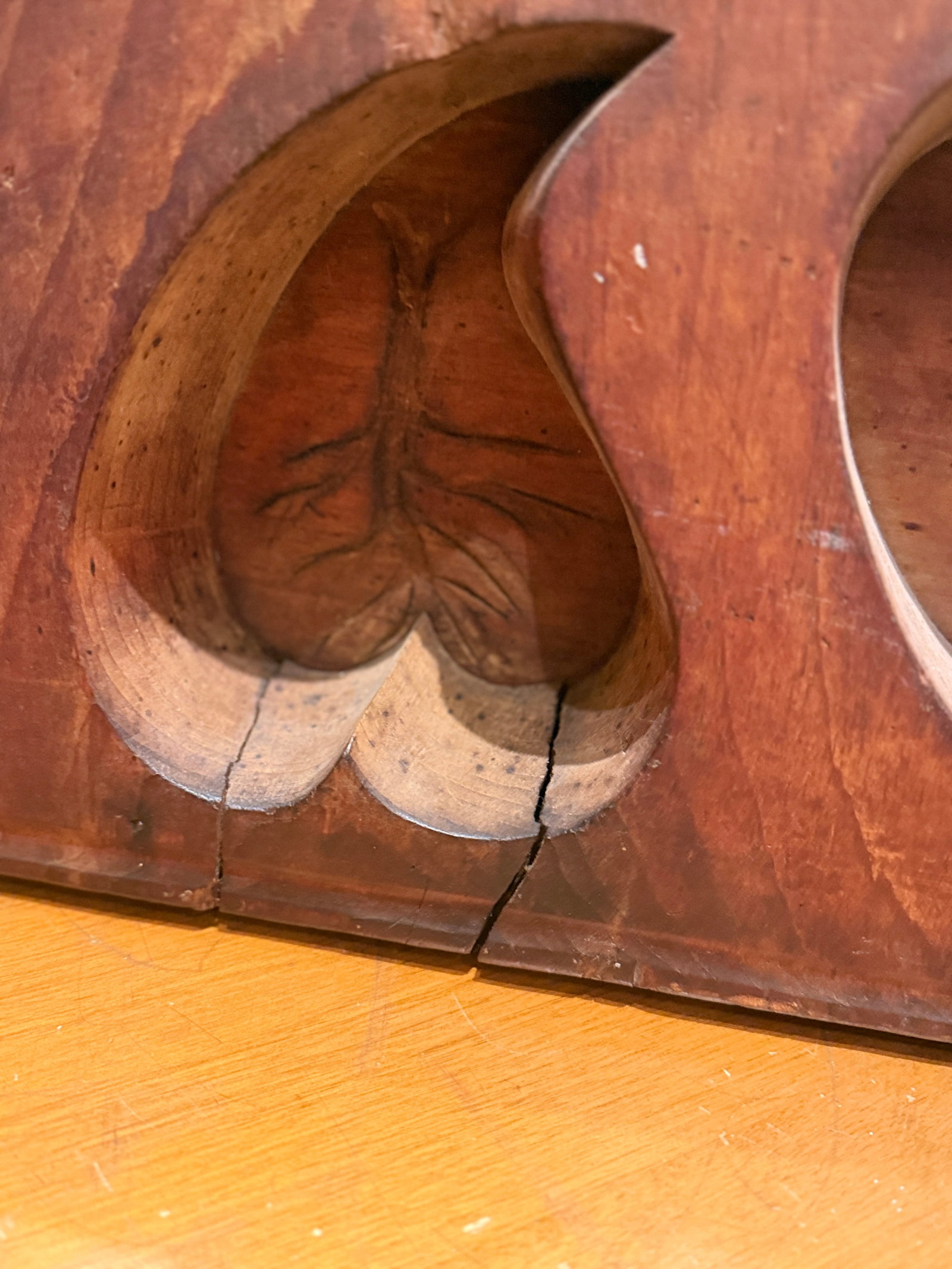 Antique Wooden Sugar Mold With Three Deep Heart Carvings - 10