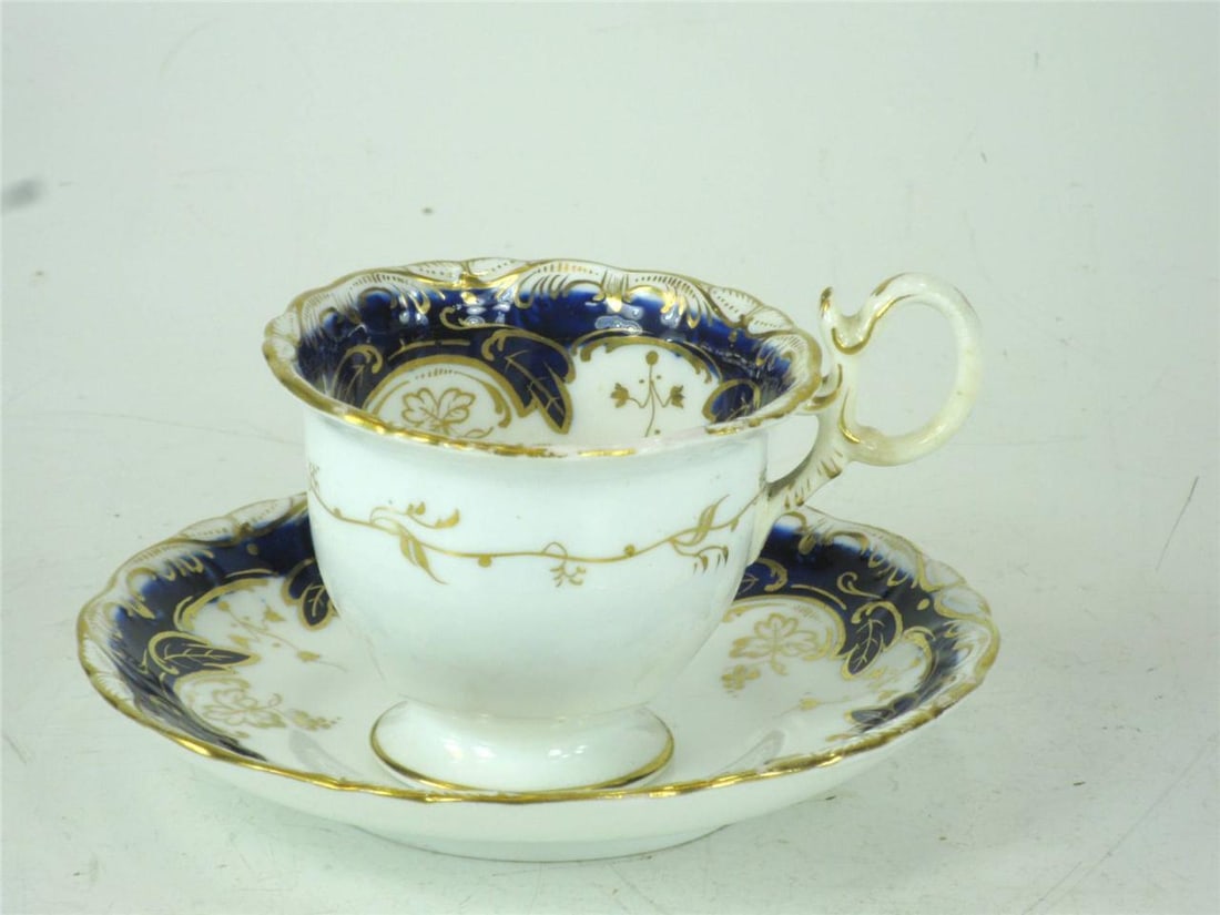 Early 19th Century Teacup Antique Cobalt Tea Leaf Fine Bone China Hand Panted Gold - 11