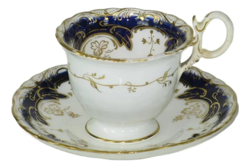 Early 19th Century Teacup Antique Cobalt Tea Leaf Fine Bone China Hand Panted Gold: This antique tea cup is made of fine bone china in cobalt blue and gold with hand-painted details. It features a design from the early Georgian style period in England, dating back to the 18th to 19th