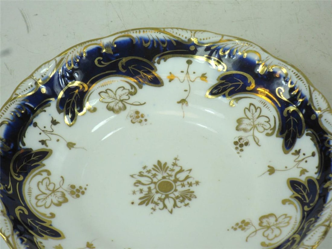 Early 19th Century Teacup Antique Cobalt Tea Leaf Fine Bone China Hand Panted Gold - 7