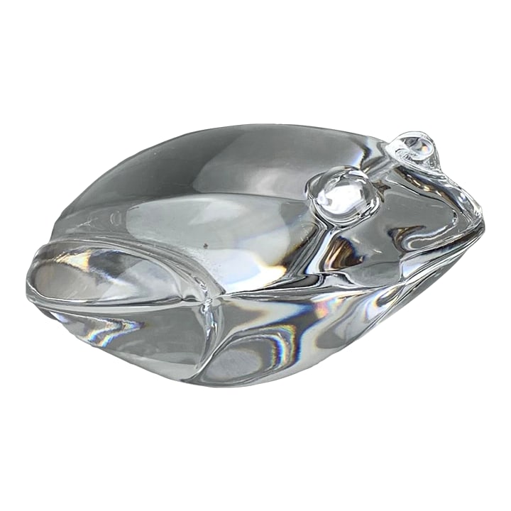 1980s Val St. Lambert De Sousa Crystal Frog Figurine: A vintage, Val St. Lambert, crystal glass frog figurine or paperweight. It measures 3" by 2 1/2" by 1" high Condition: Alterations: Original Condition Unaltered Imperfections: Some Imperfections