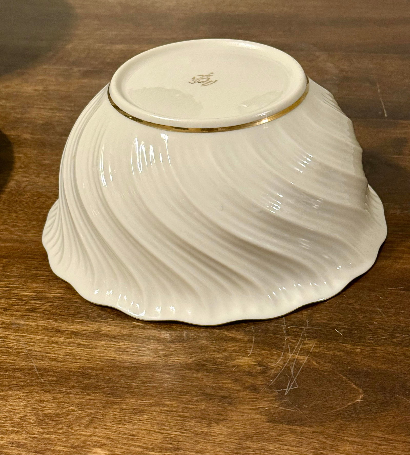 Lenox Richmond Collection Swirled Bowl - 12