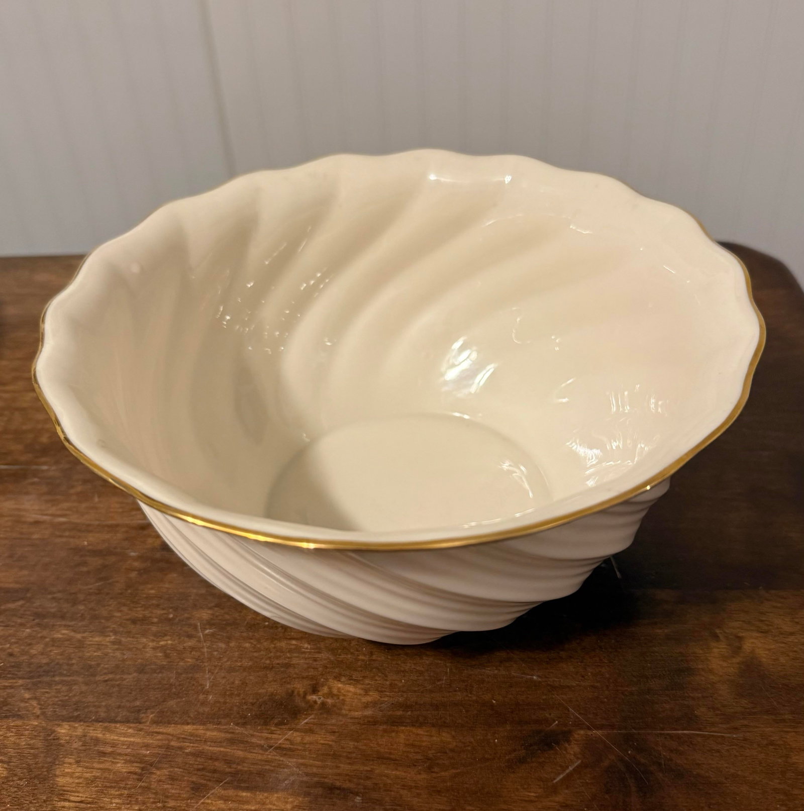 Lenox Richmond Collection Swirled Bowl - 9