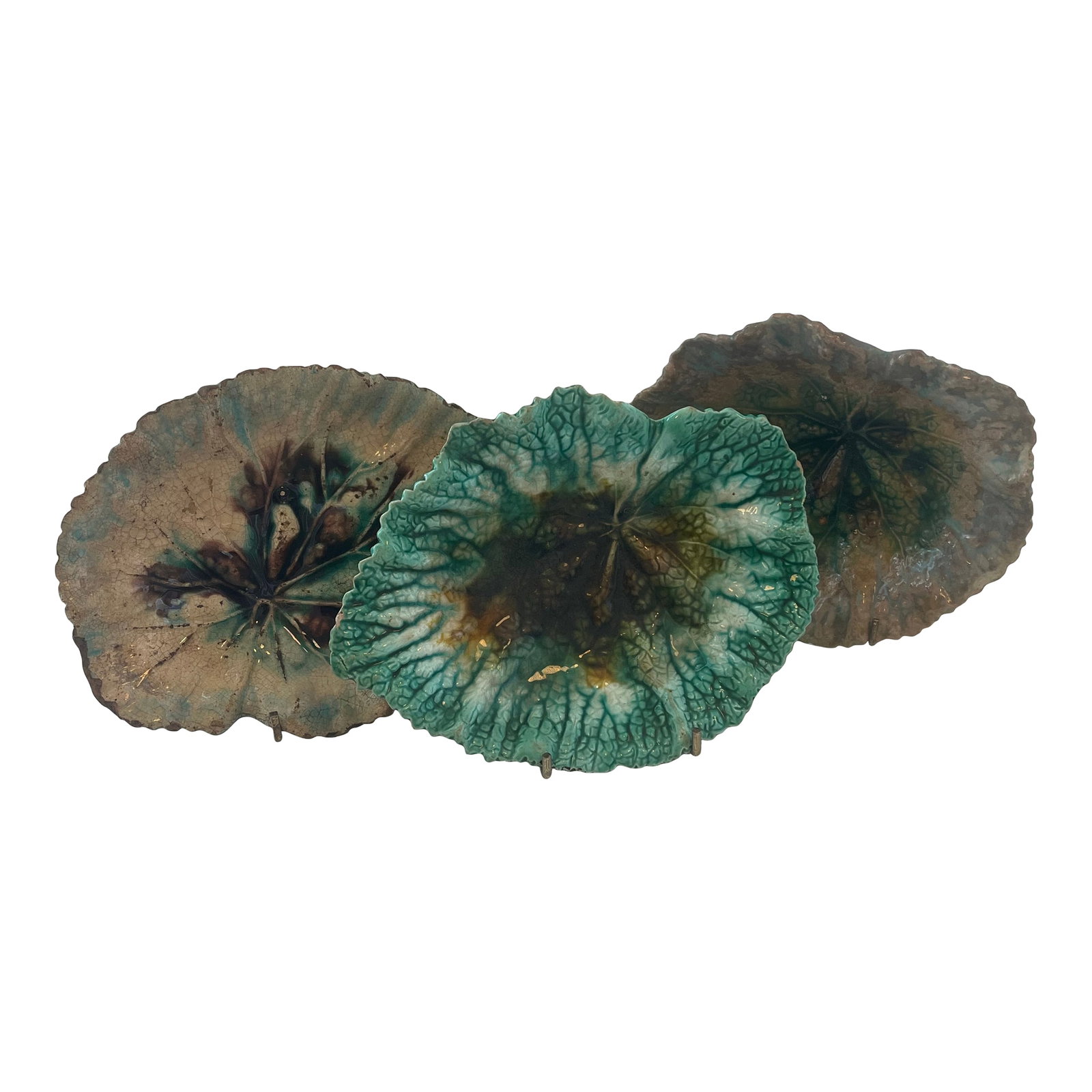 1930s 3 Victorian Majolica Leaf Form Ceramic Dishes or Ashtrays (1 of 7)