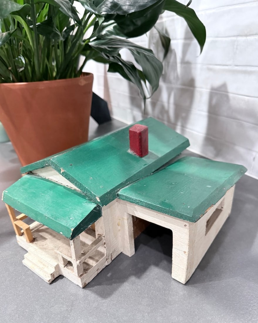 Vintage Handmade Folk Art House Model With Green Roof - 7