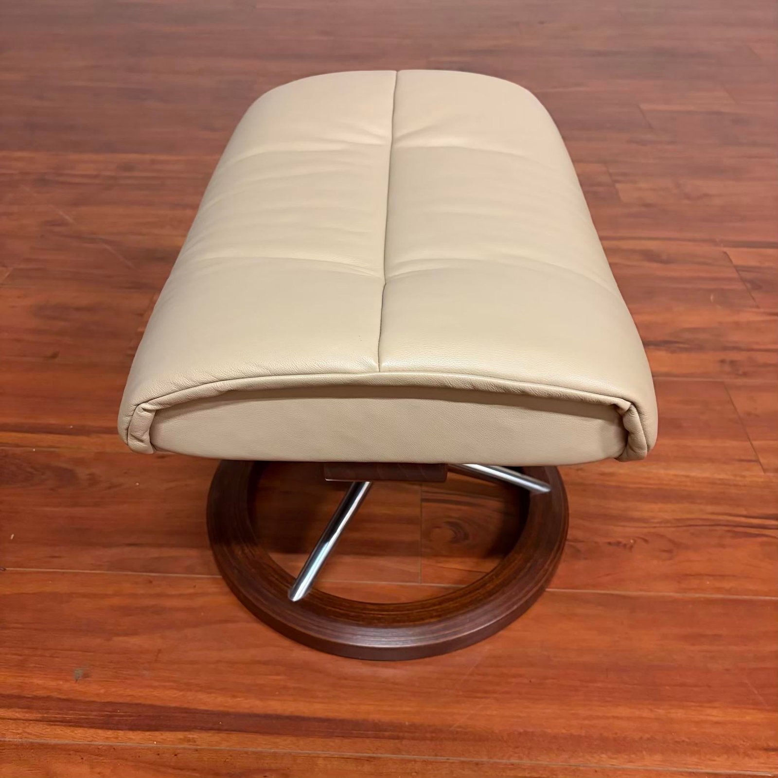 Ekornes Stressless Leather Ottoman With Signature Base - 3