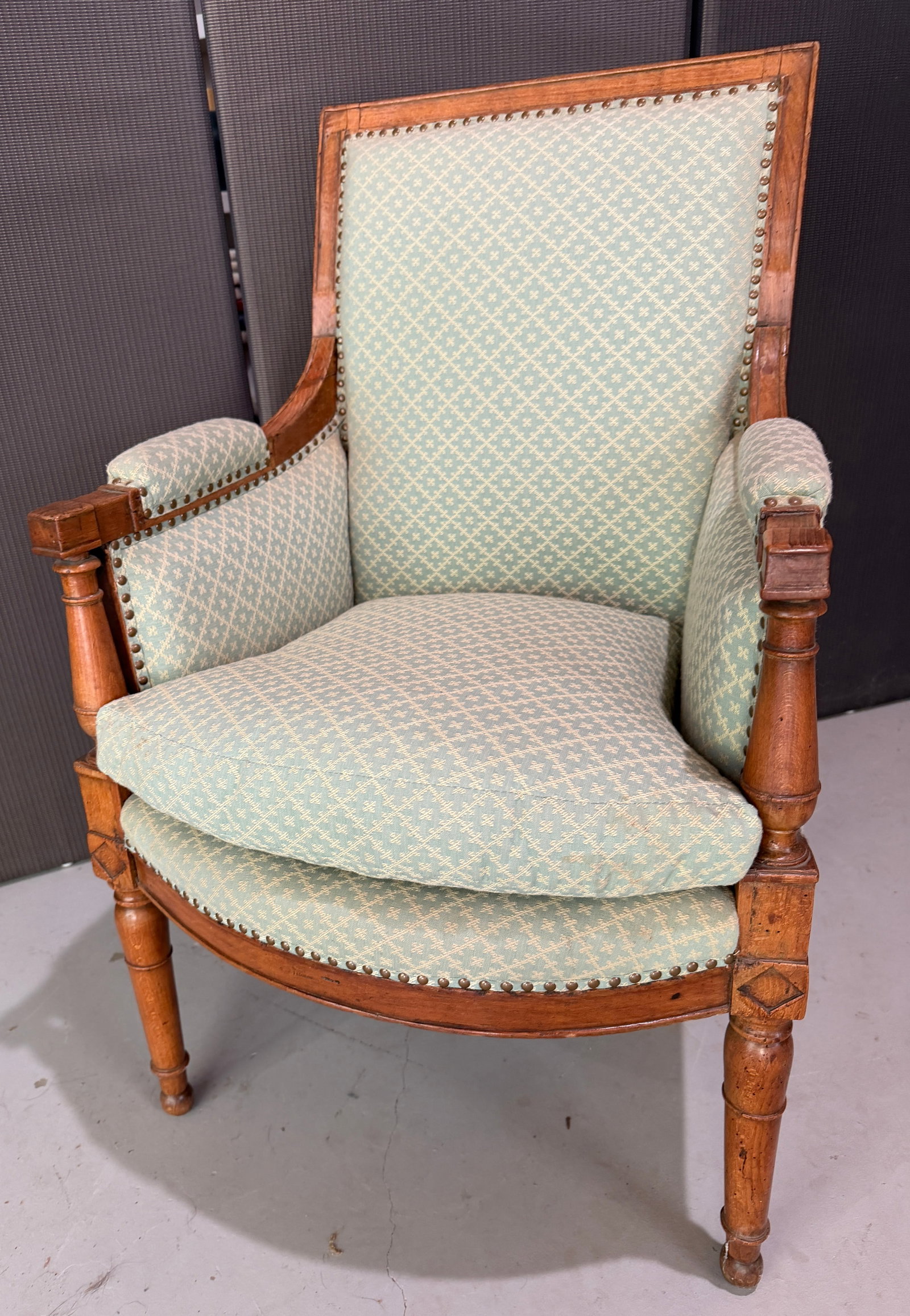 Late 18th Century Petit Bergere, Handcarved Beechwood, New Upholstery - 5