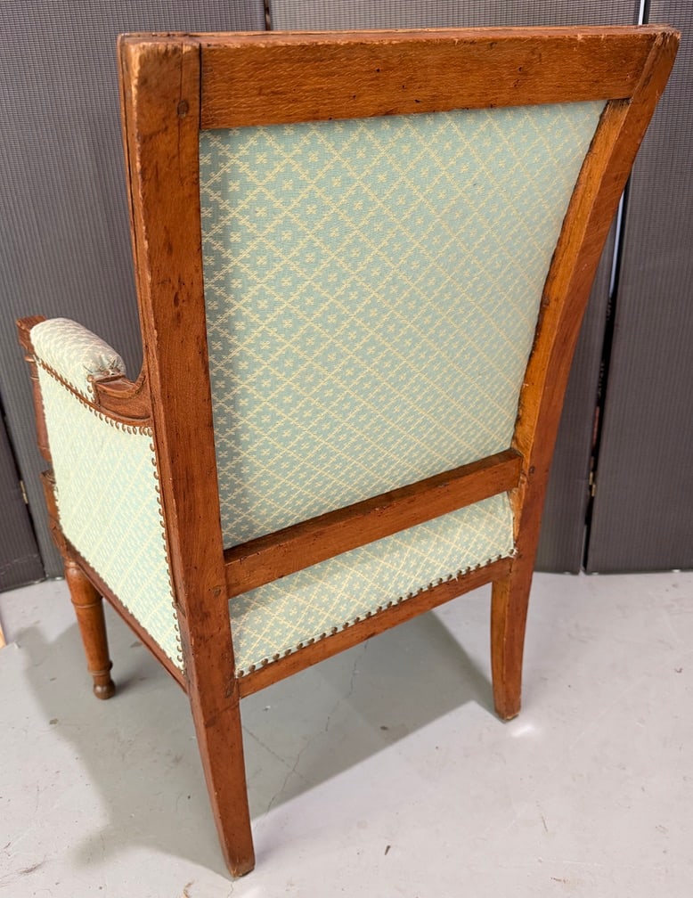 Late 18th Century Petit Bergere, Handcarved Beechwood, New Upholstery - 8