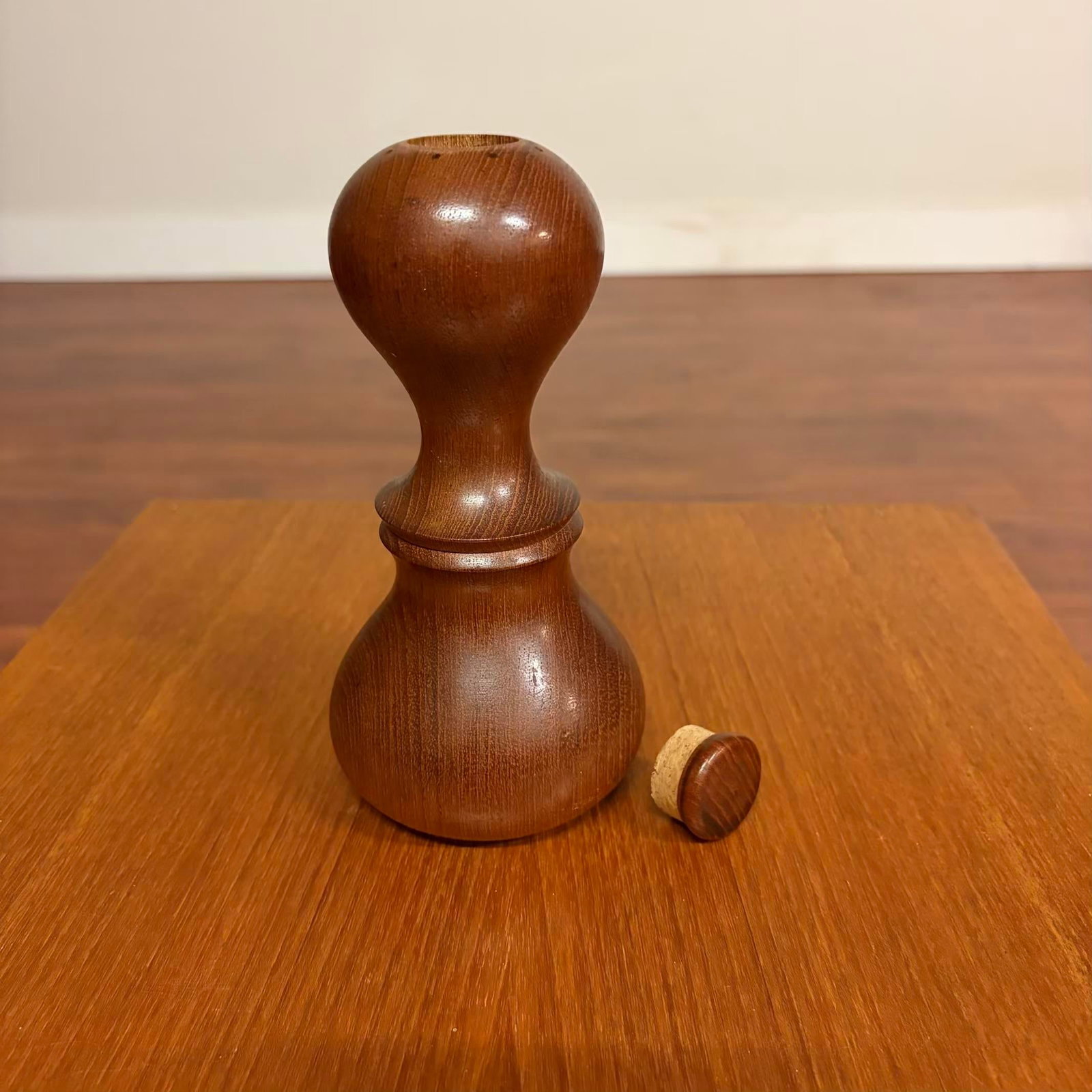 Mid 20th Century Jens Quistgaard for Dansk Designs Teak Salt and Pepper Mill - 4