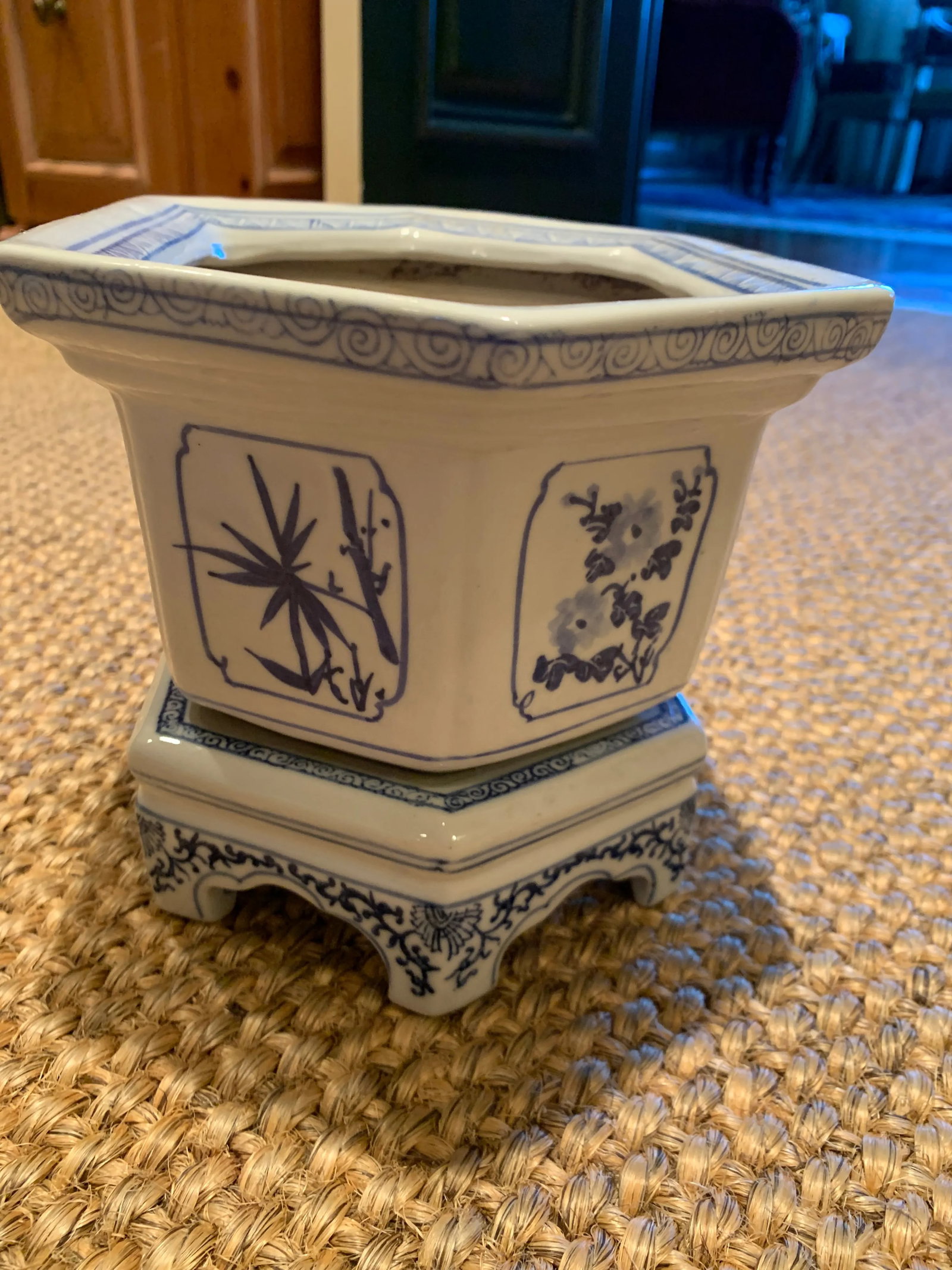Vintage Japanese Pot - 6