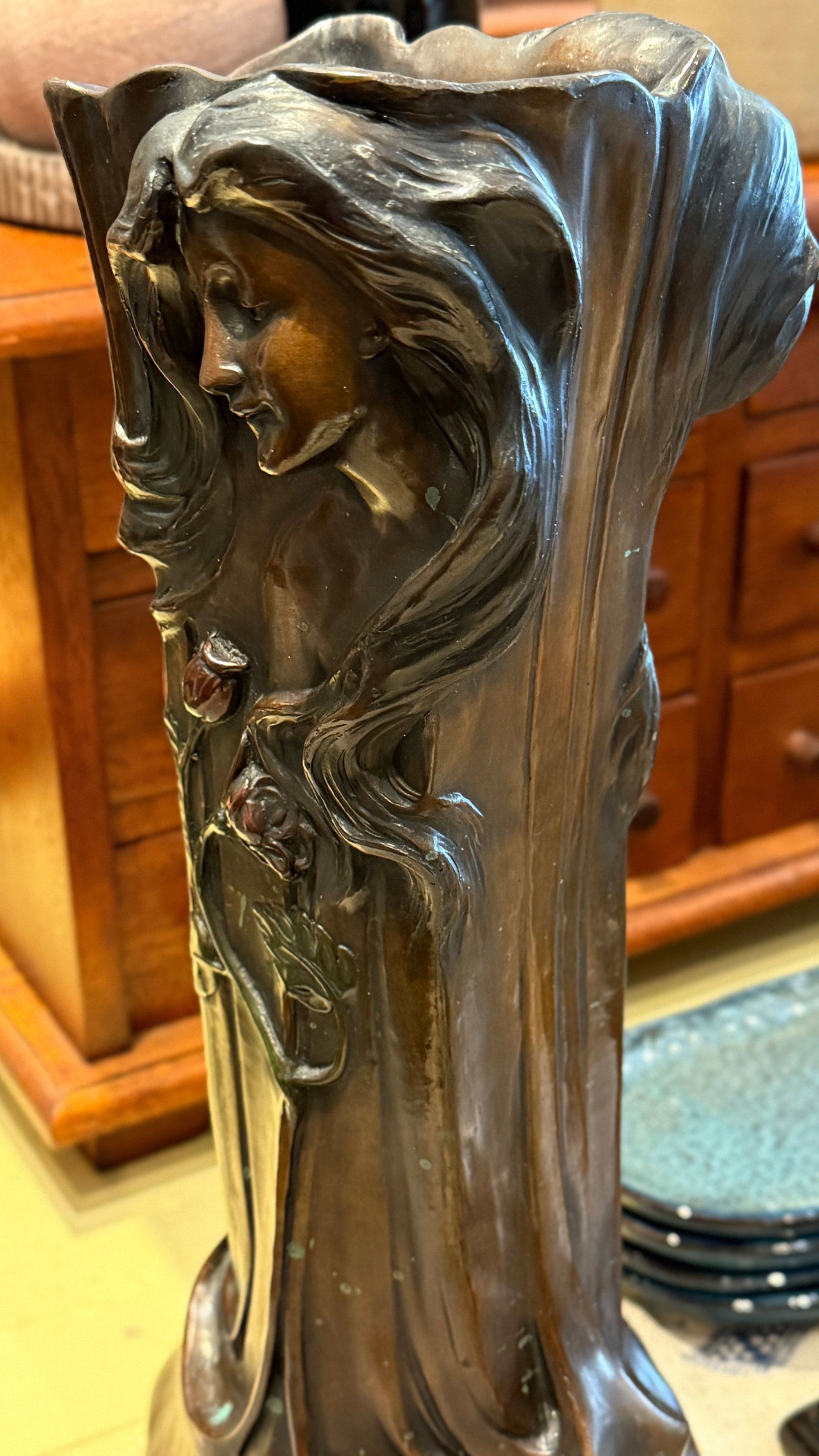 Early 20th Century Early Patinated Bronze Art Nouveau Vase With Maiden & Floral Design by Francesco - 15