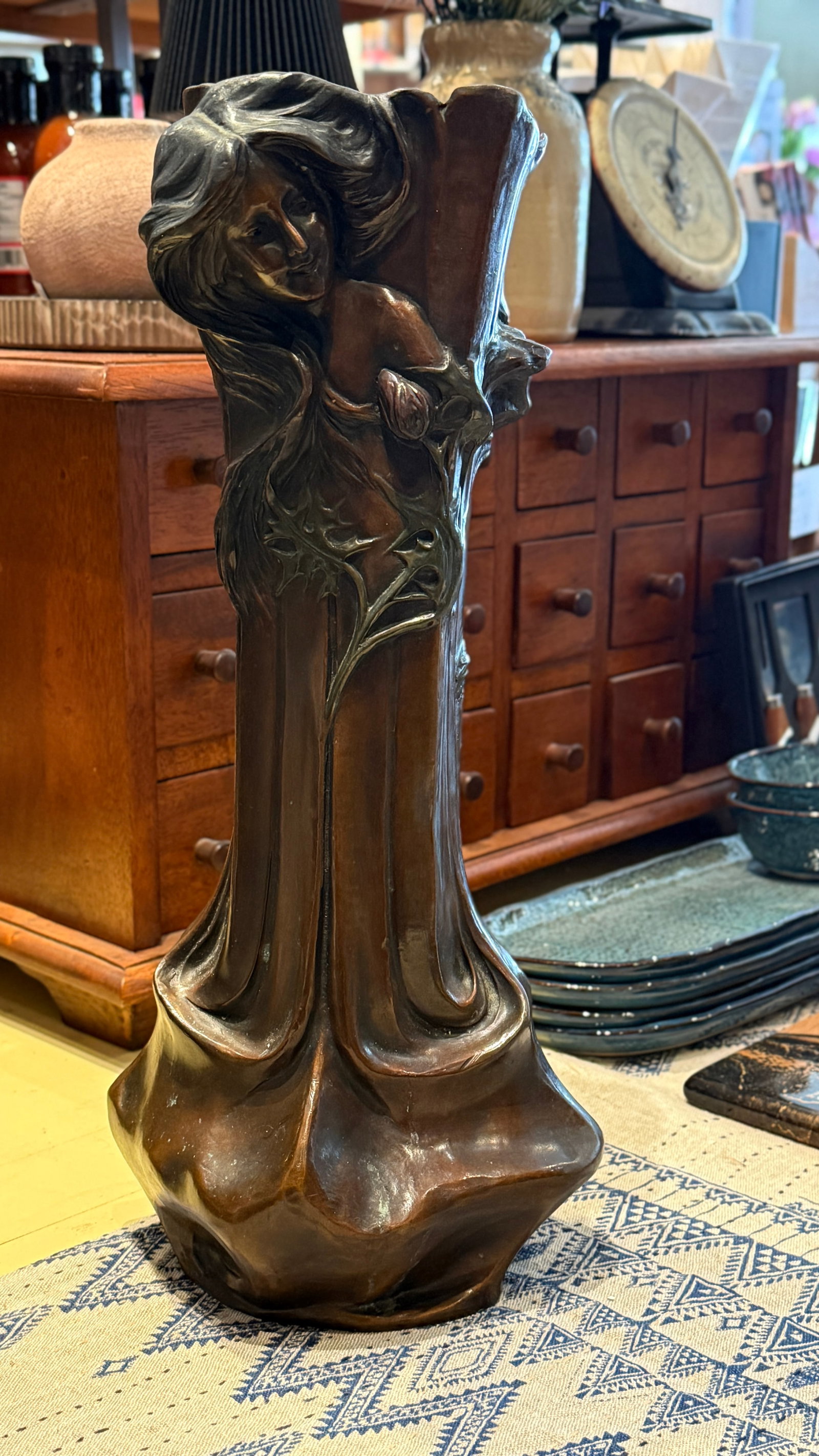 Early 20th Century Early Patinated Bronze Art Nouveau Vase With Maiden & Floral Design by Francesco - 4