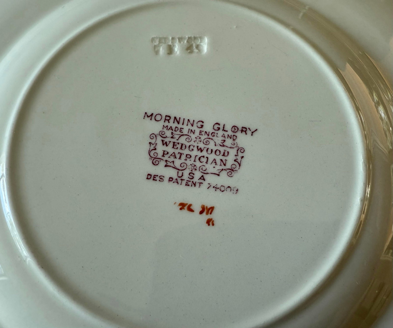 Set of 8 Wedgwood Salad Plates in the Morning Glory Pattern - 9