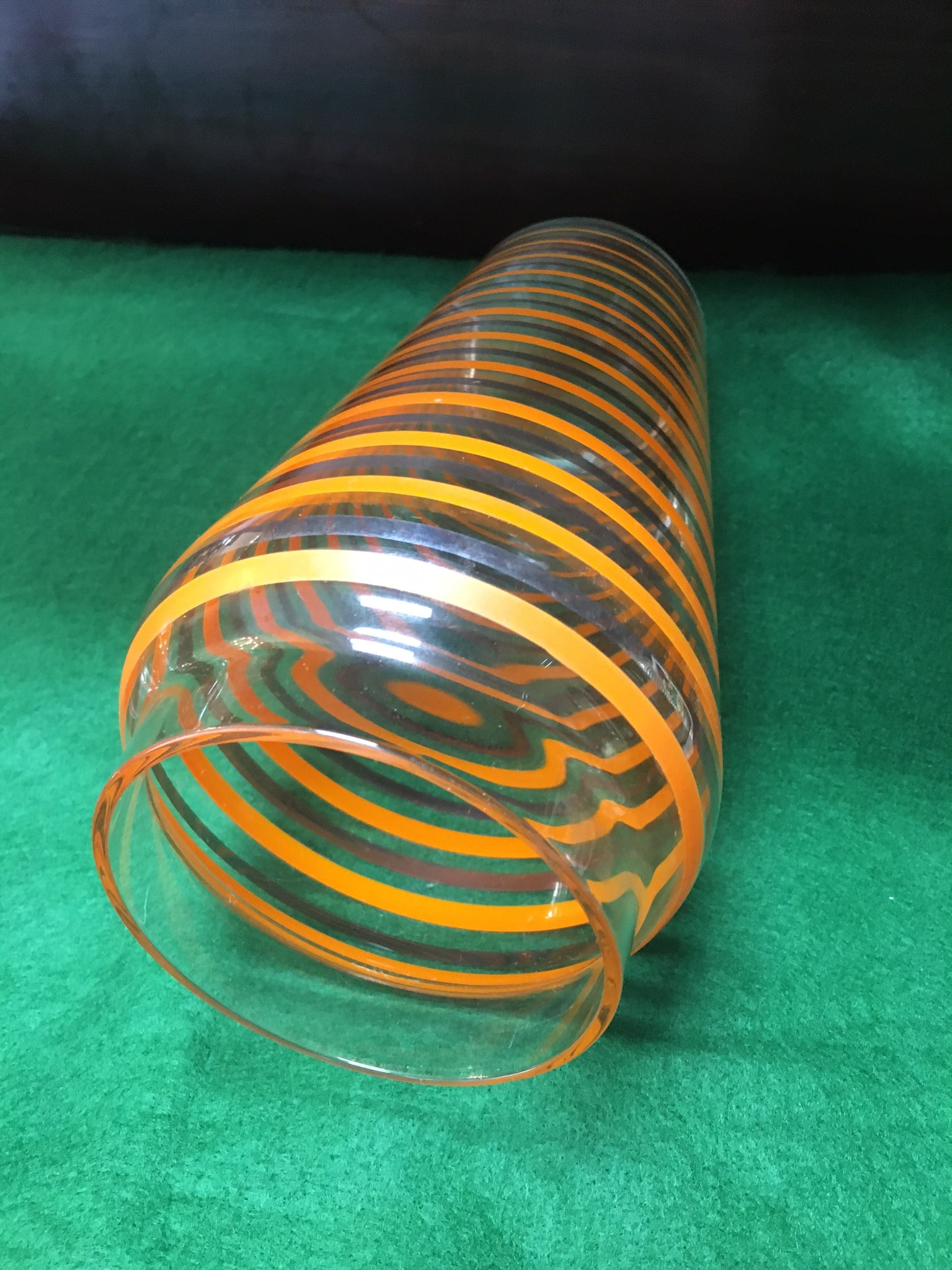 1930s Art Deco Cobbler Type Cocktail Shaker by Anchor-Hocking in the "Rings" Pattern - 5