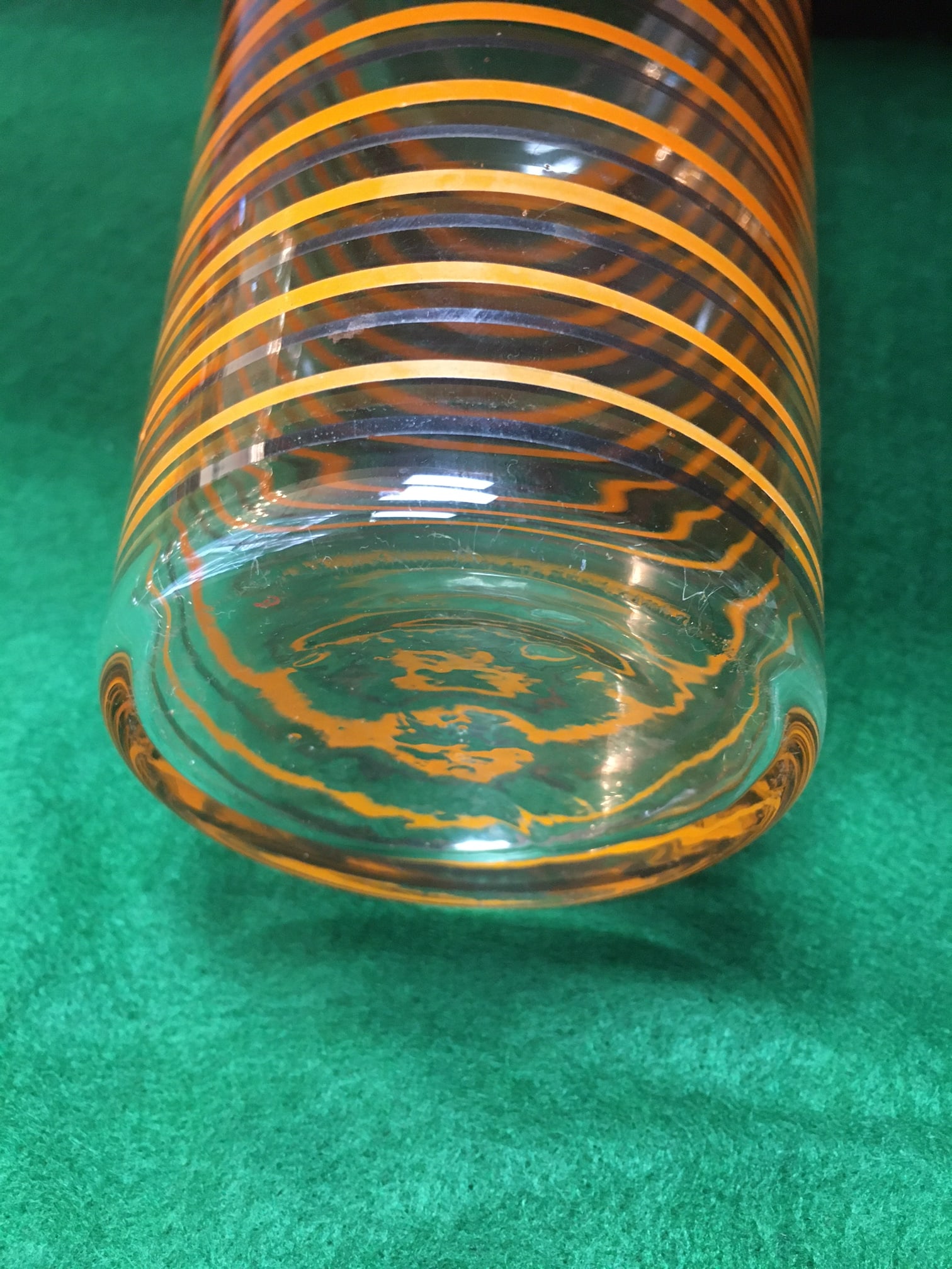 1930s Art Deco Cobbler Type Cocktail Shaker by Anchor-Hocking in the "Rings" Pattern - 7