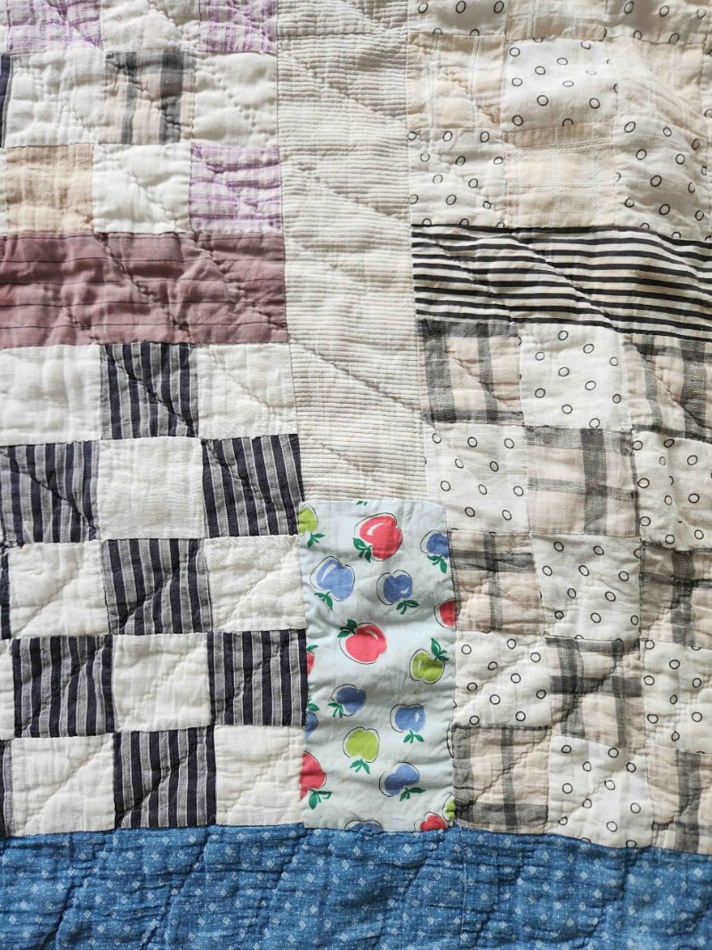 Antique Hand Quilted Scrap Patchwork Quilt C1930s Folk Art Textile - 7