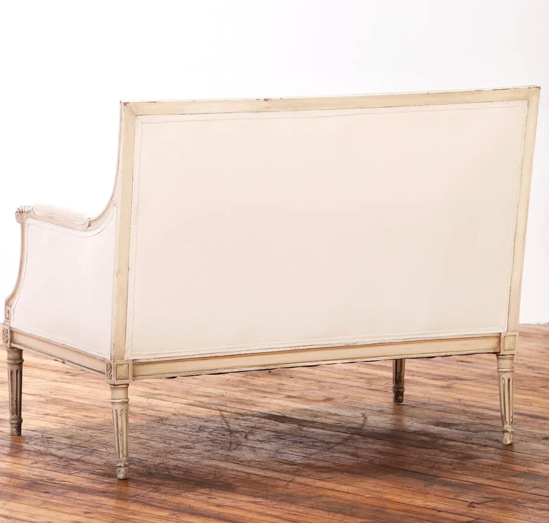Louis XVI Style Painted Canapé Settee Attributed to Jansen | Ca. 1945 - 4