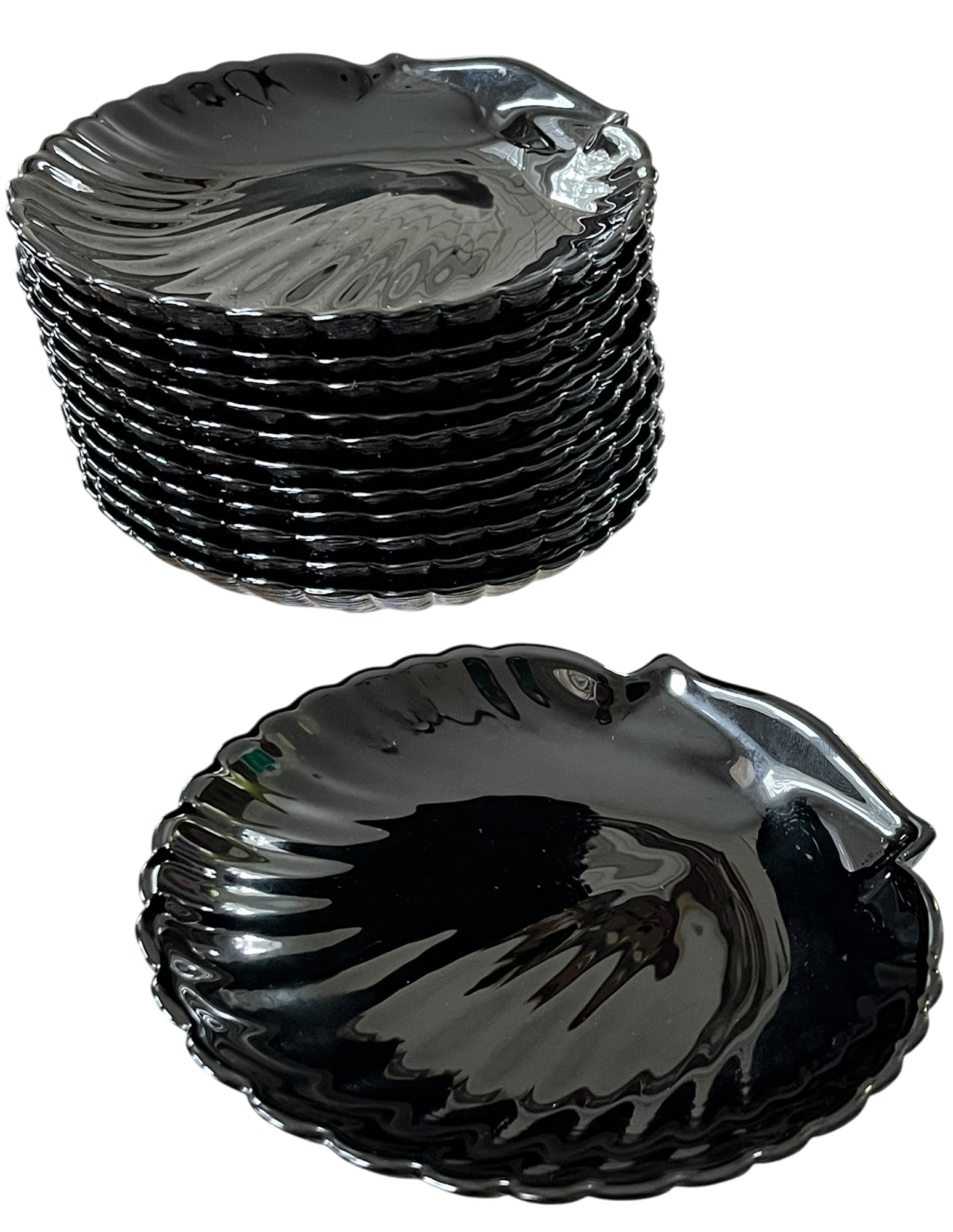 Set of 12 Vintage Arcoroc France "Coquillage" Black Glass Shell Dishes, Circa 1960s - 2