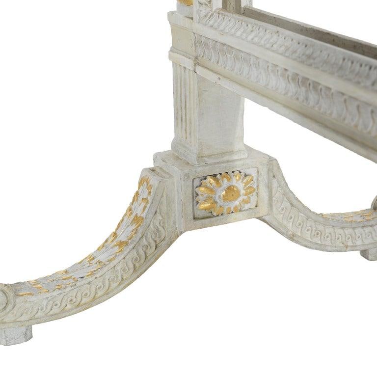 French Louis XVI Style White & Gilt Fire Screen With Floral Fabric, 20th C - 8