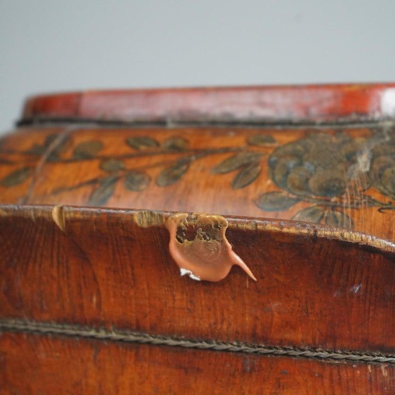 Antique Chinese Figural & Polychromed Wooden Basket Circa 1920 - 7