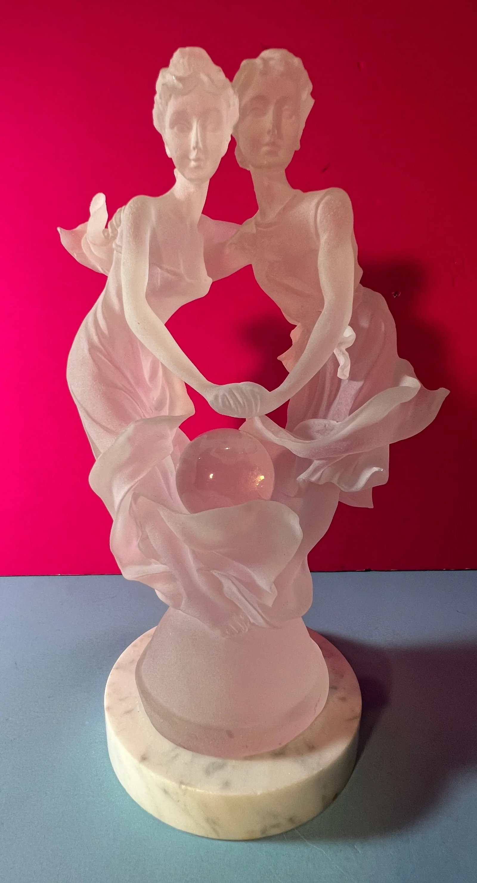 Frosted Lucite Sculpture Dancers Signed Kozlowski - 10