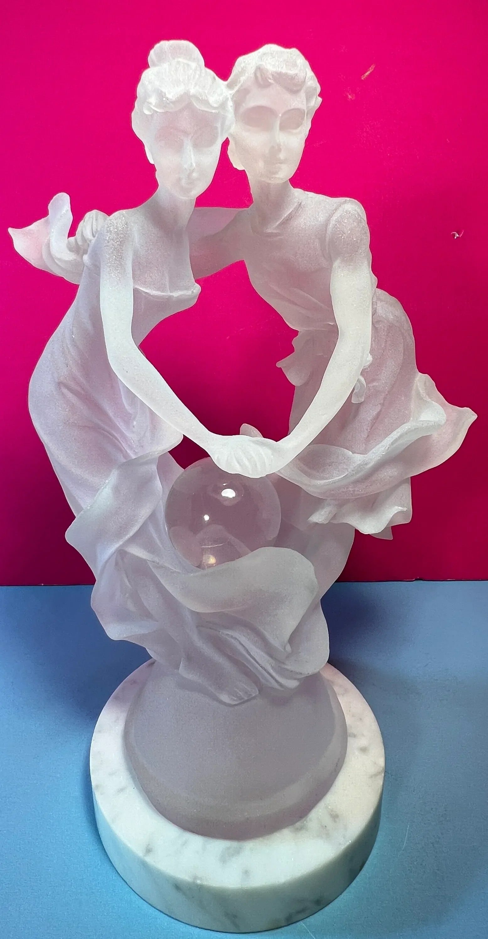 Frosted Lucite Sculpture Dancers Signed Kozlowski - 2