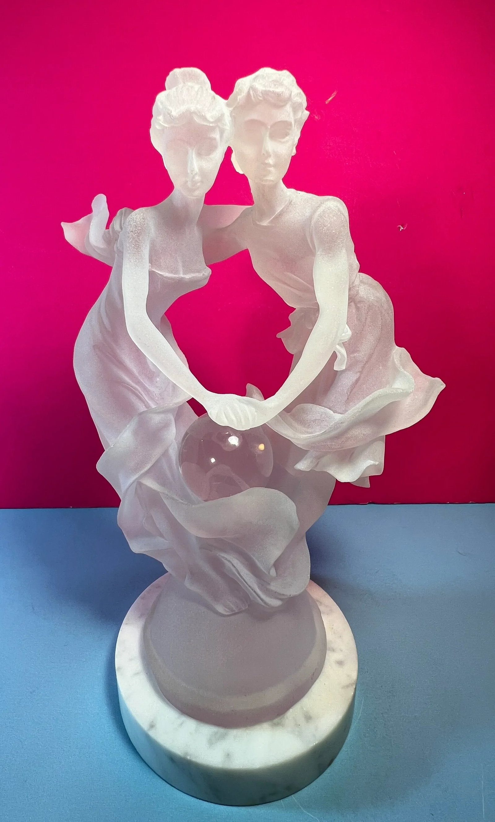 Frosted Lucite Sculpture Dancers Signed Kozlowski - 9
