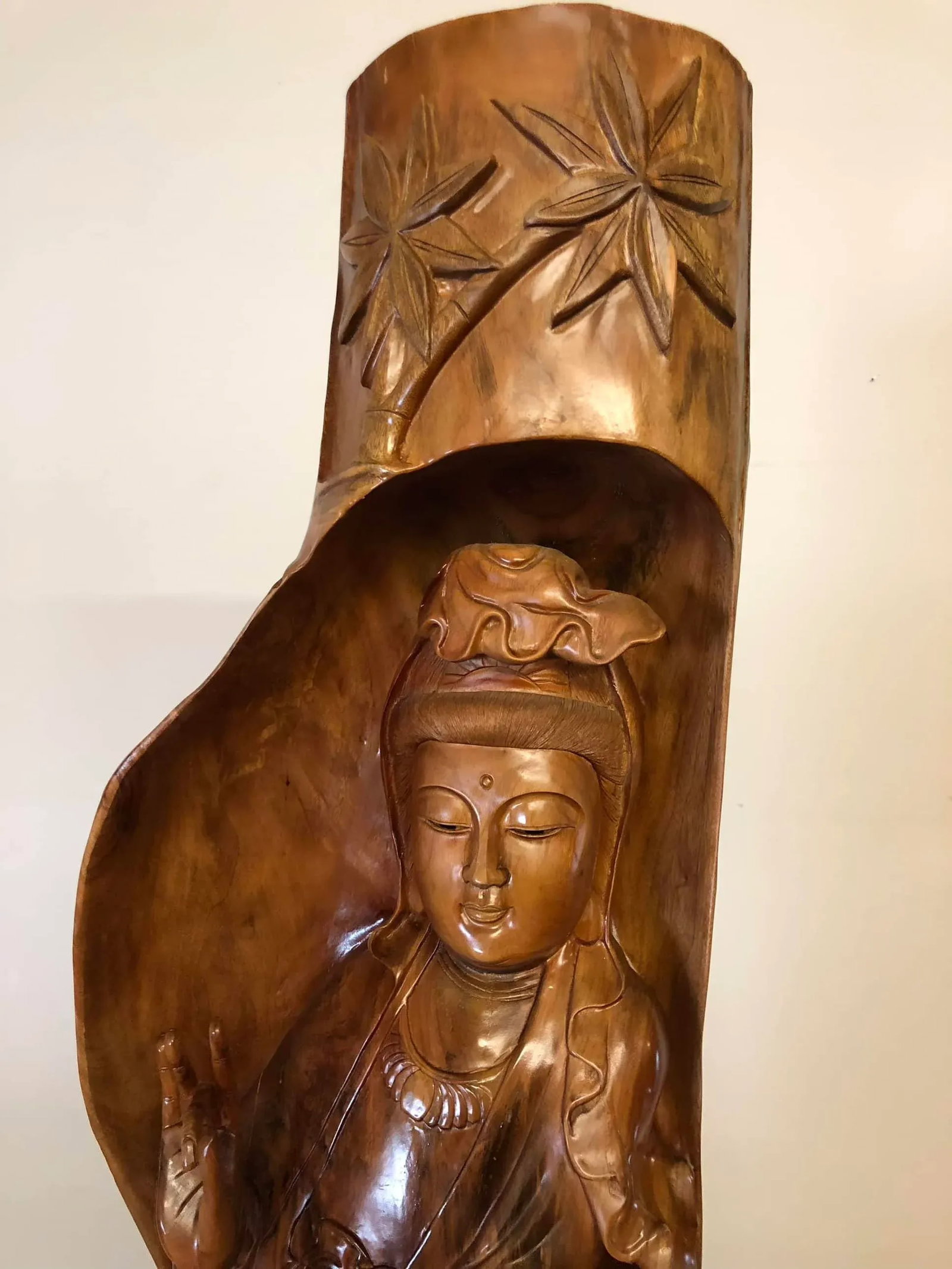 Large Guanlin Carved Wood Statue - 4