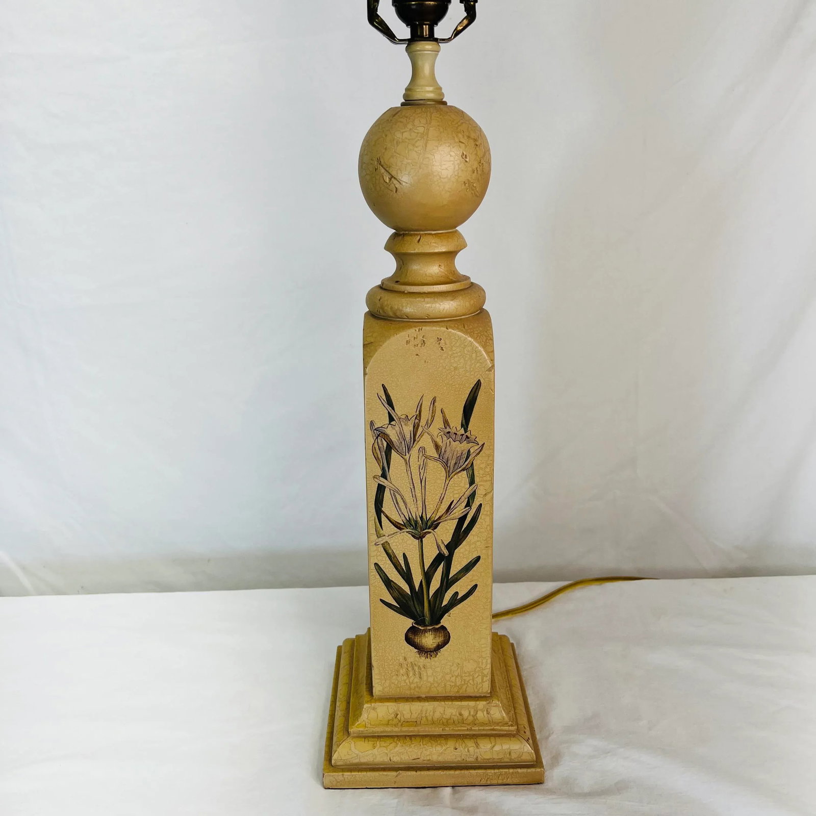 Wildwood Botanical Design Wood Column Table Lamp - 3