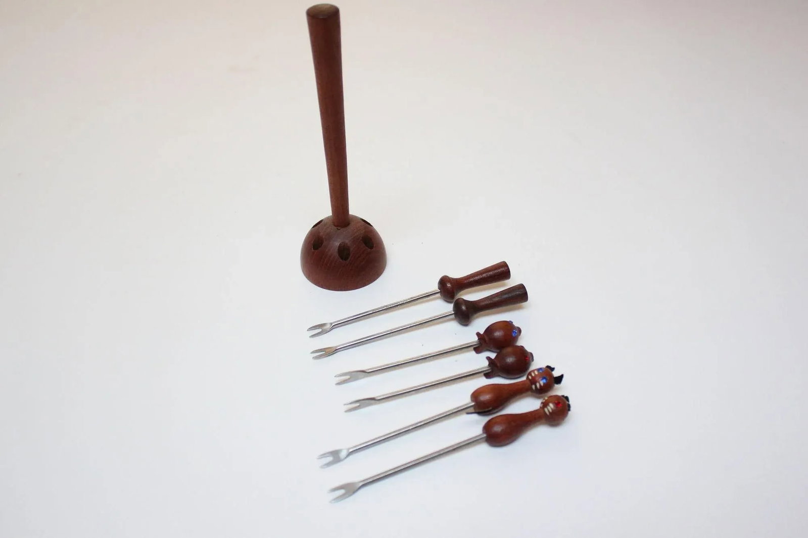 Danish Modern Teak Cat and Fish Cocktail/Hors d'Oeuvres Picks - 11