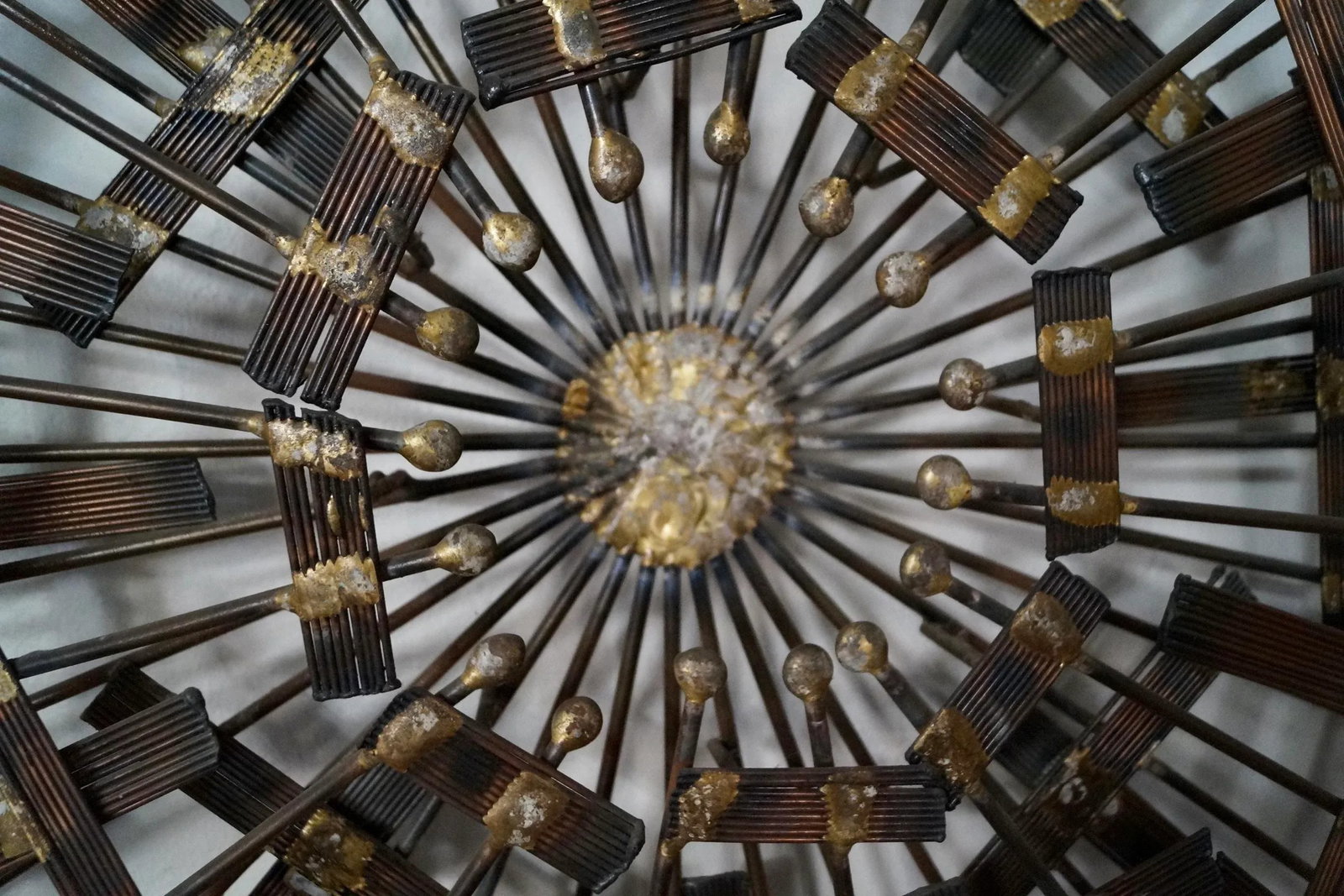 Mid-Century Modern Brutalist Sunburst Wall Sculpture - 12