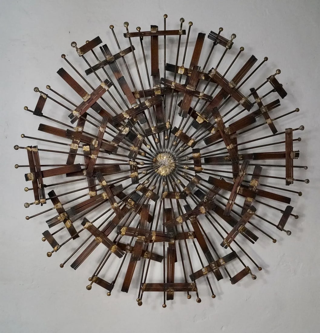 Mid-Century Modern Brutalist Sunburst Wall Sculpture - 2