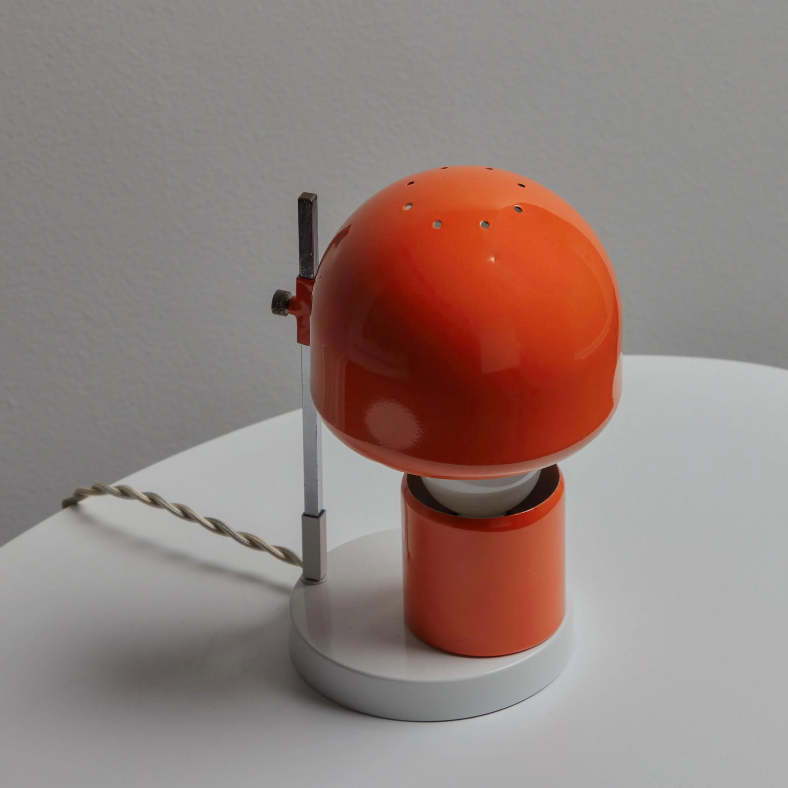 1960s Adjustable Perforated Table Lamp Attributed to Tito Agnoli for O-Luce - 11