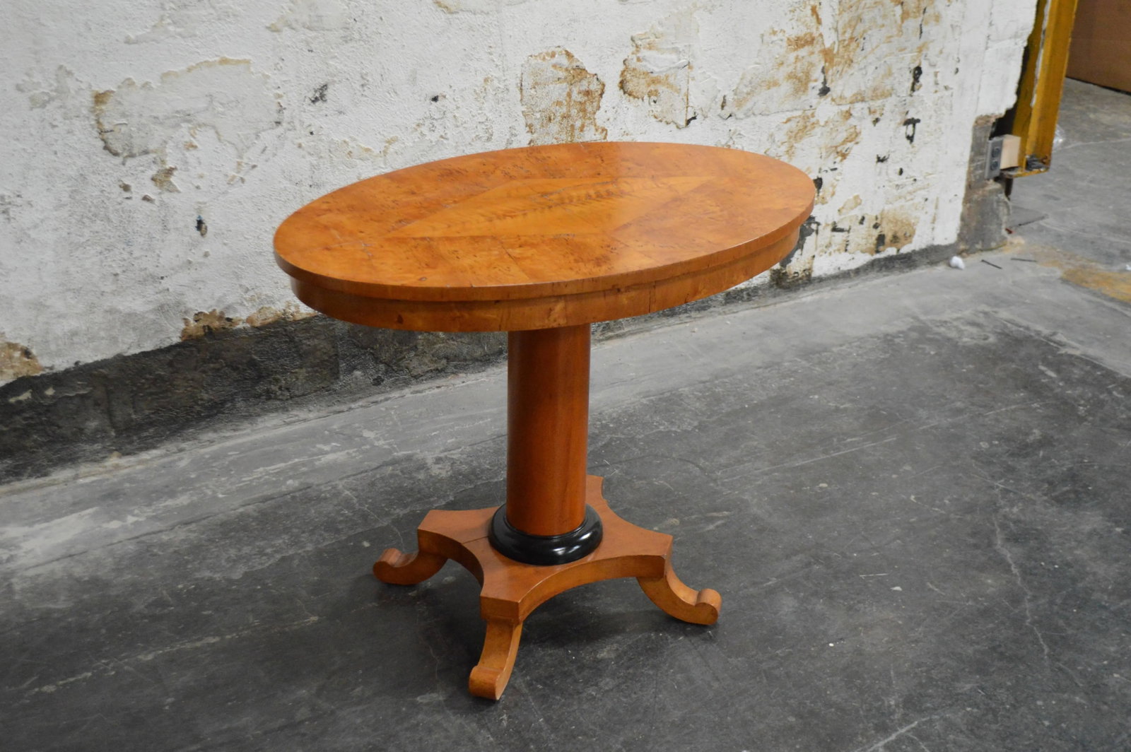 Antique Swedish Karl Johan 'Biedermeier' Revival Oval Center or End Table - 2