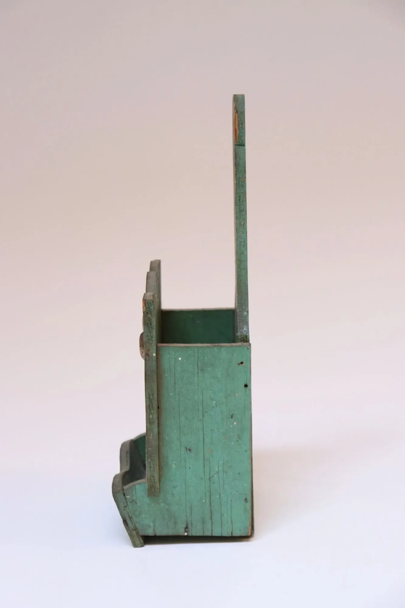Vintage Folk Art Carved "Cat" Mint Green Matchbook Holder - 4