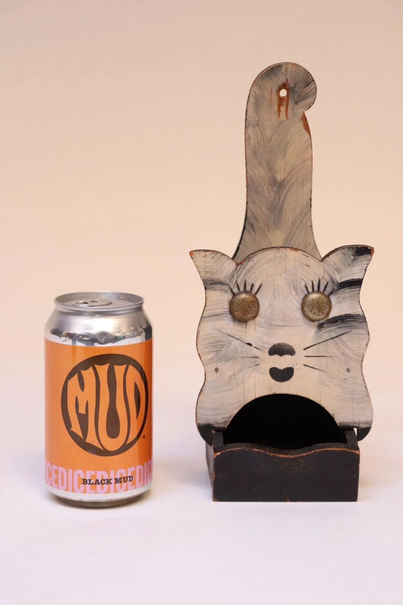 Vintage Outsider Art Carved "Cat" Matchbook Holder - 2