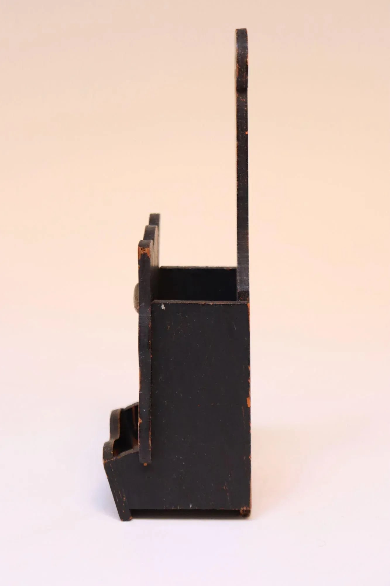 Vintage Outsider Art Carved "Cat" Matchbook Holder - 4