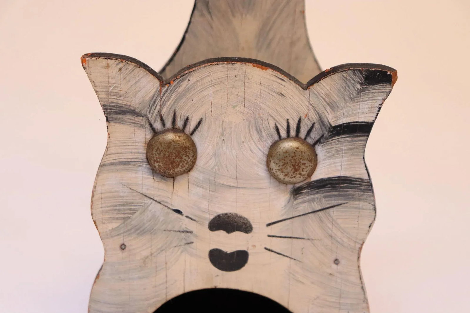 Vintage Outsider Art Carved "Cat" Matchbook Holder - 5