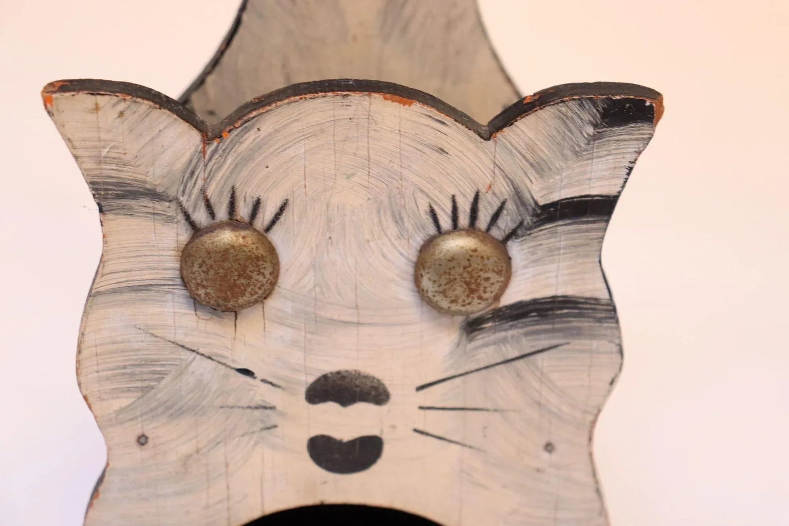 Vintage Outsider Art Carved "Cat" Matchbook Holder - 7