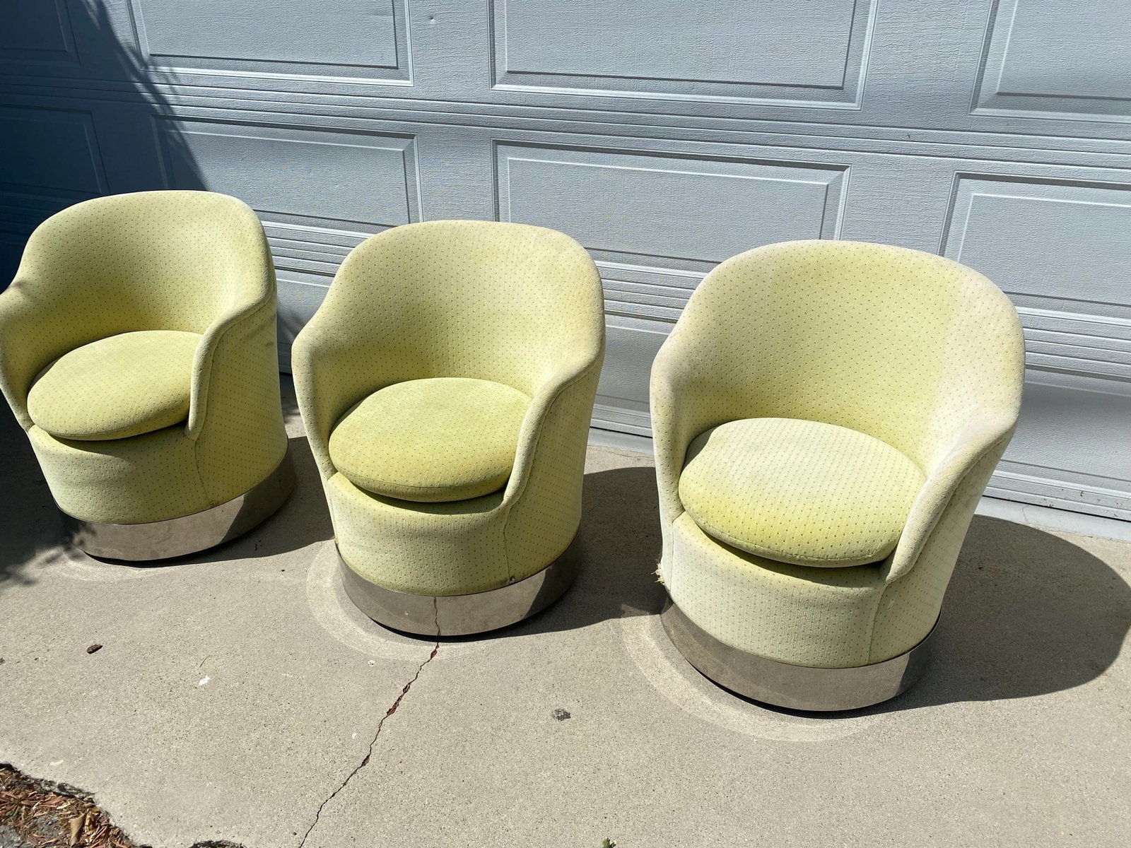 Rare 1970s Space Age Swivel Chairs by Phillip Enfield Designs – Set of Three - 2