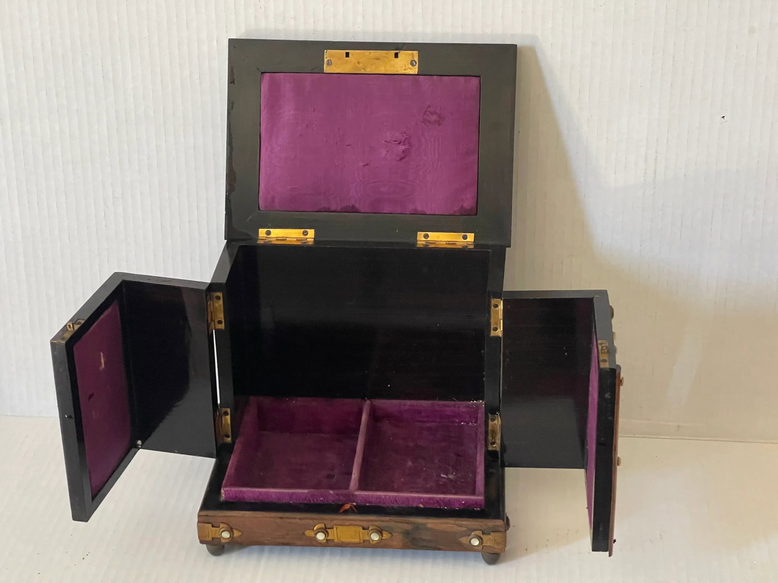 Early 1900s Antique Chinese Chinoiserie Qing Dynasty Treasure Box - 2
